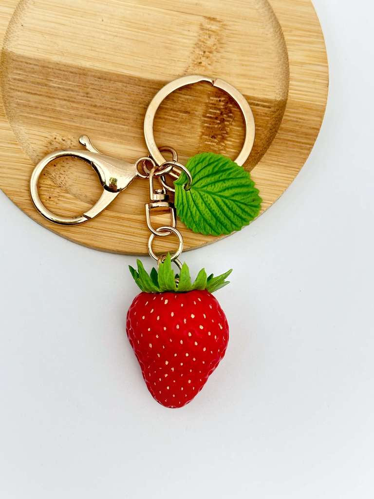 Strawberry keychain handmade accsessories with polymer clay by ioArtStudio 