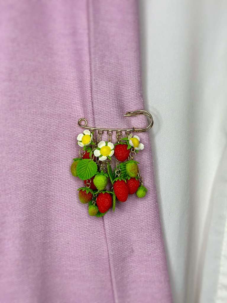 Wild Strawberry  Safety Pin handmade jewelry with polymer clay by ioArtStudio 